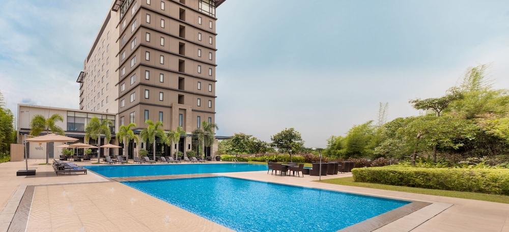 Seda Nuvali Hotel Santa Rosa  Exterior photo